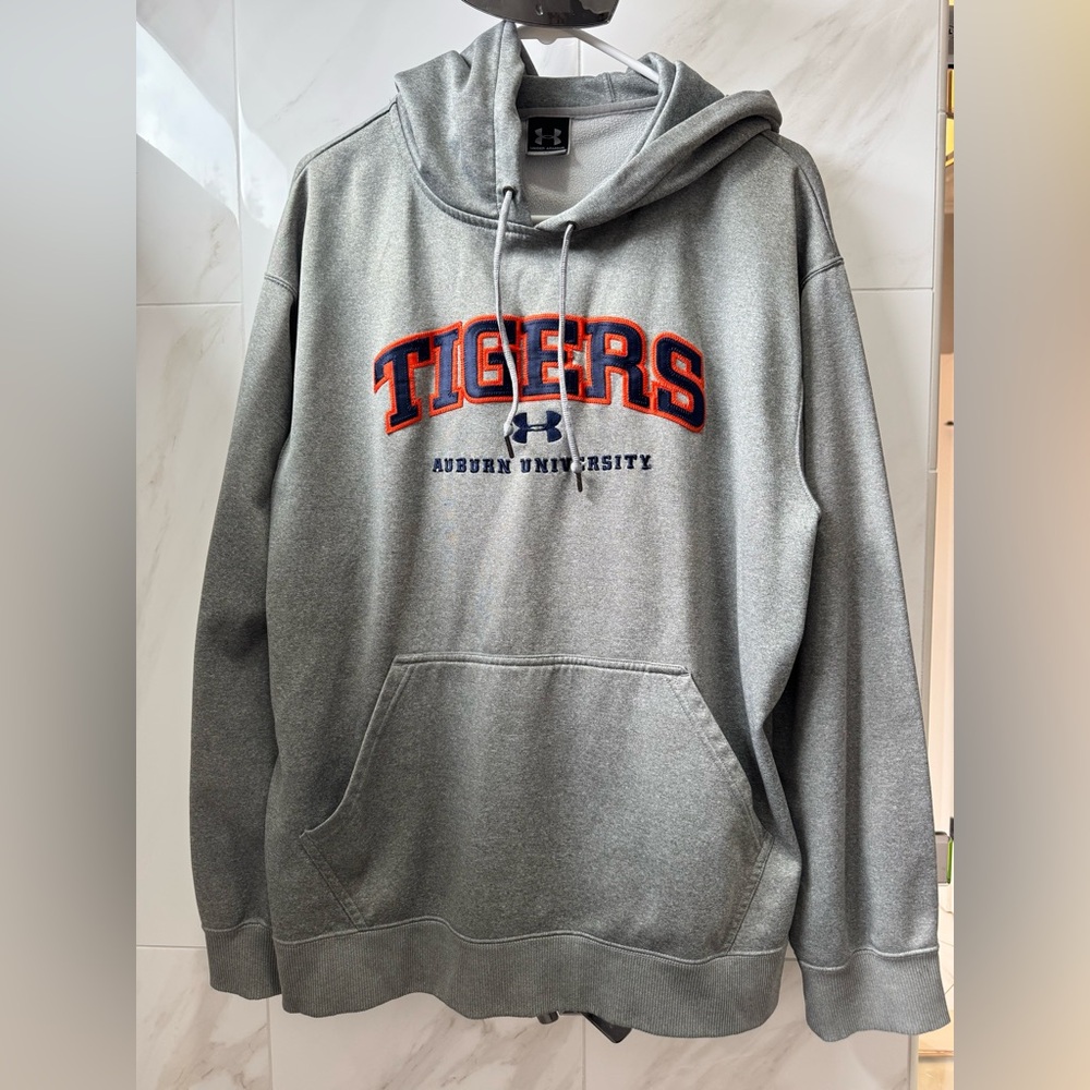 Auburn Tigers under Armour hoodie size large